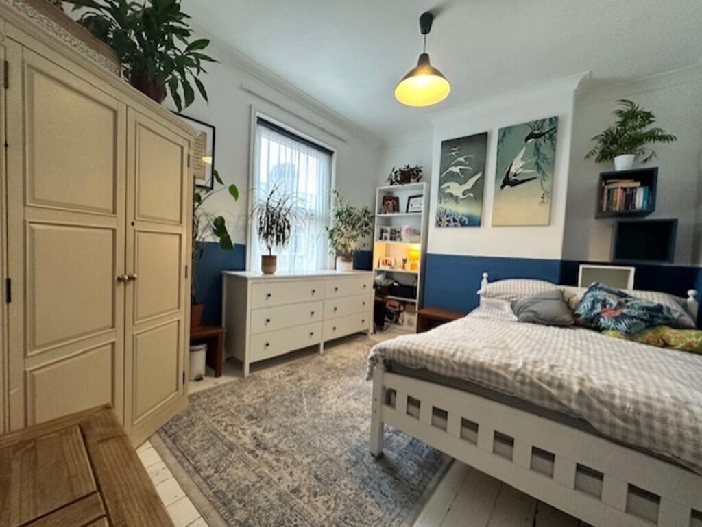 bed 1