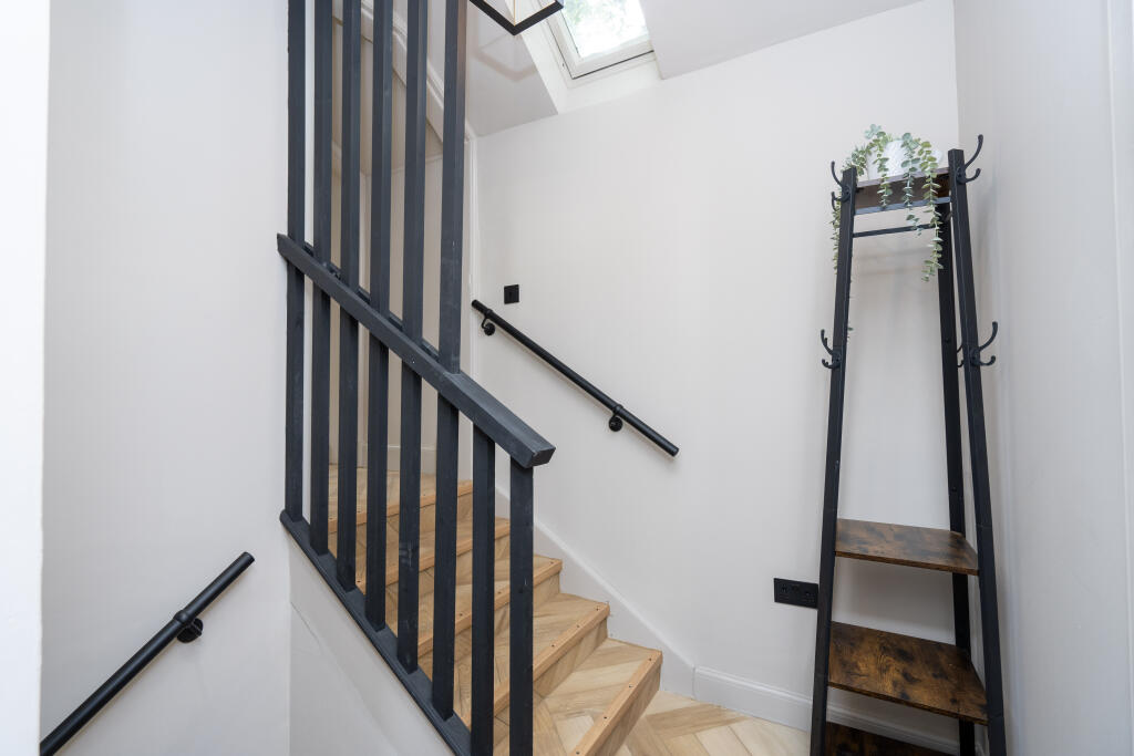 24 Dean Park Mews, Edinburgh, EH4 1ED (10)