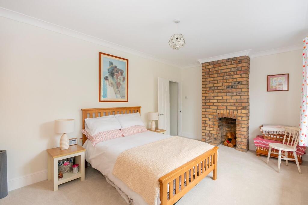 0R6TFS - Bedroom E.jpg