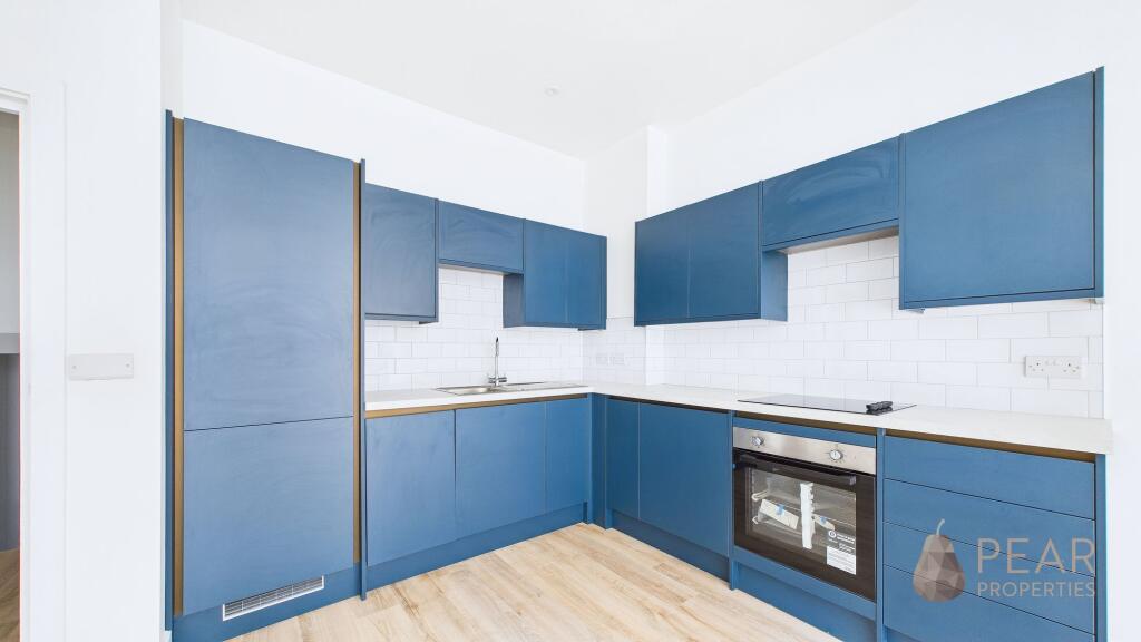 Crescent Road, Worthing, BN11