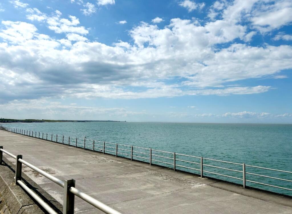 Minnis Bay