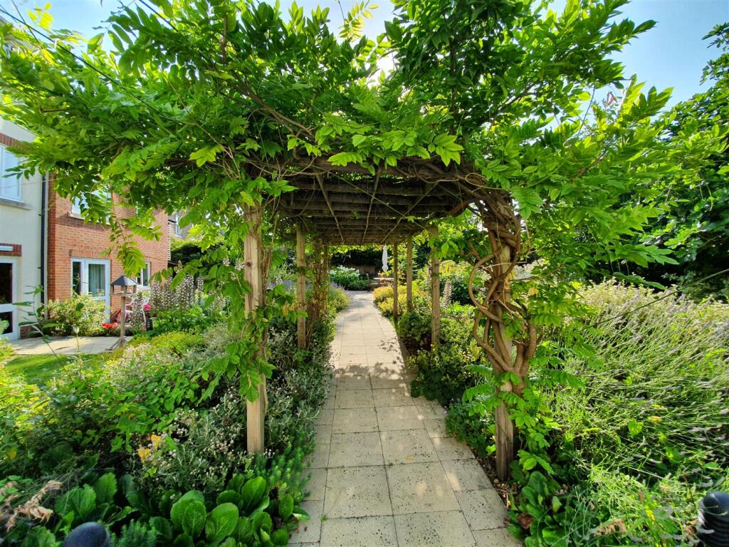 Gardens (3).jpg