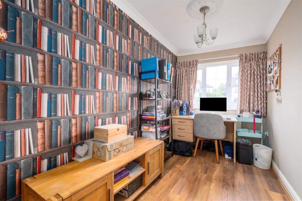 233 Ulverly Green Road_18.jpg