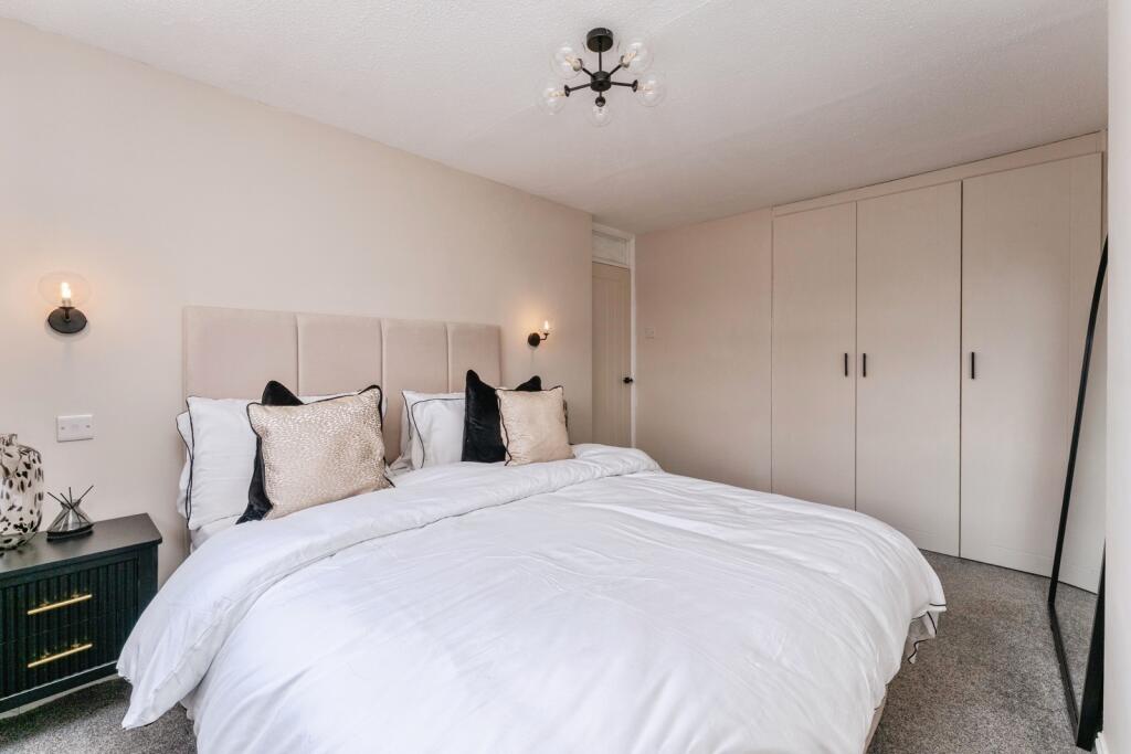 Bed 1