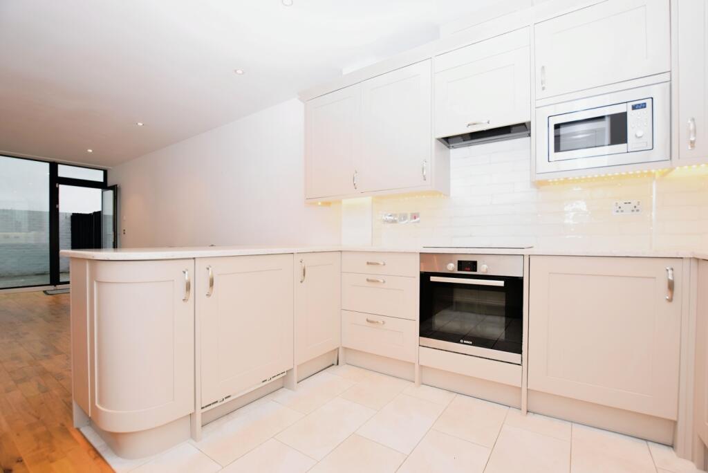 Kitchen (3)