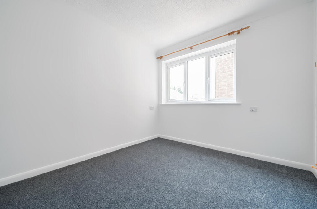 1313962-10-6851a5...