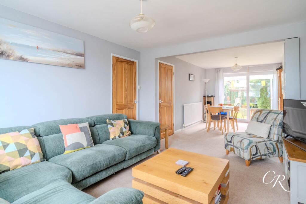 Living Room / Dining Room