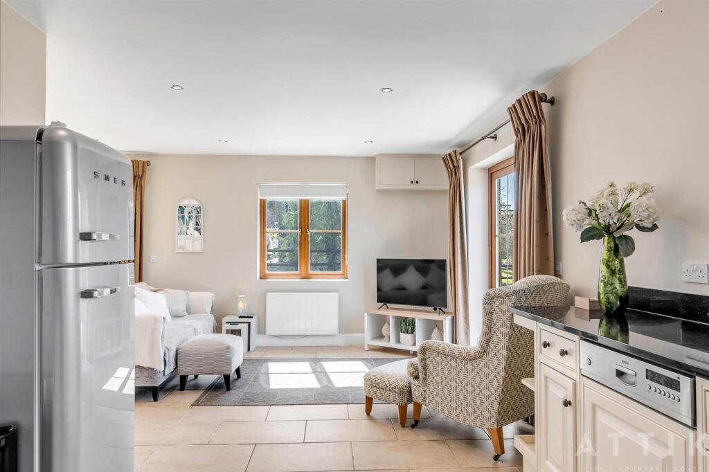 3 Town Farm Cottages, Chediston IP19 OBE (21).jpg