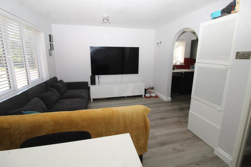 Bornedene Reception Room.jpg