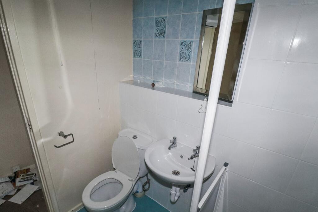 62 Firthcliffe Road, Liversedge, West Yorkshire, WF15 6HF