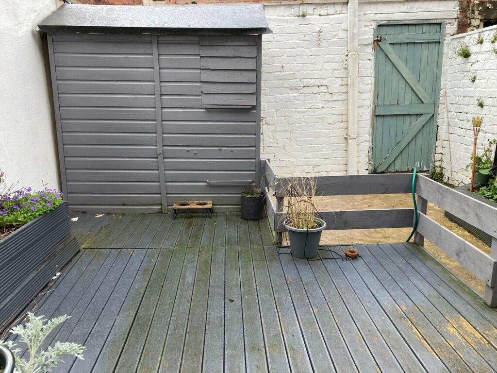 Outside - Rear