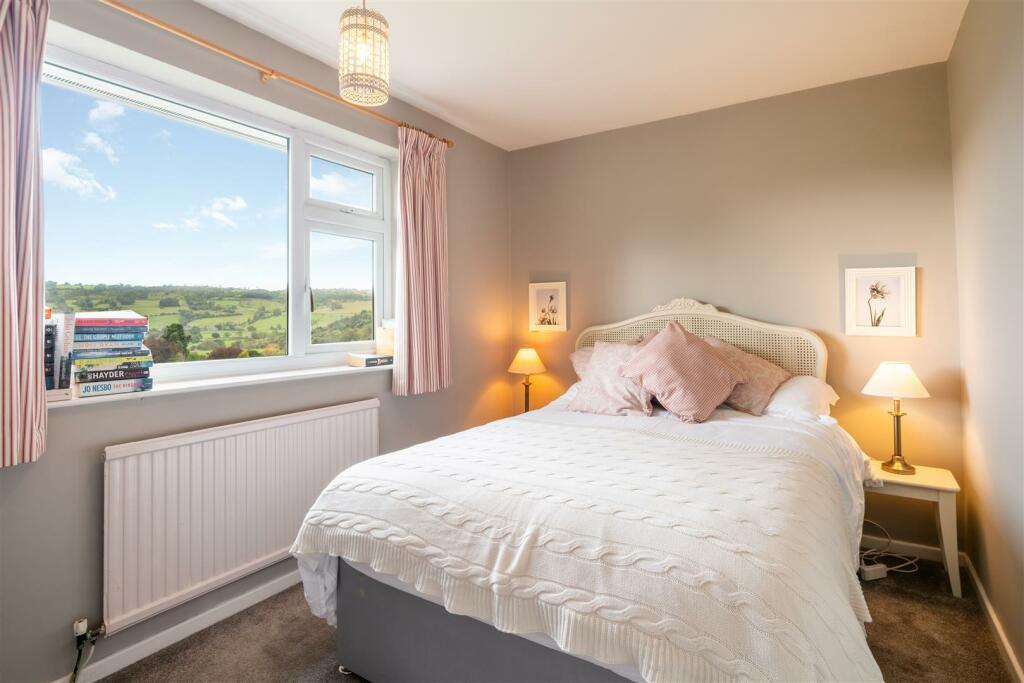 Bedroom 3.jpg