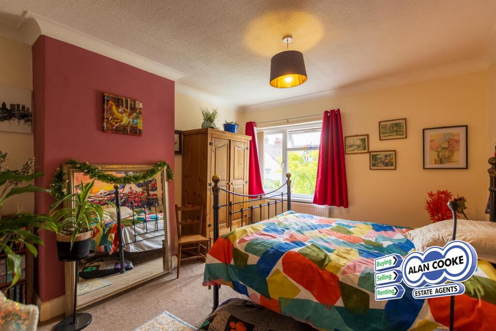 BEDROOM 3