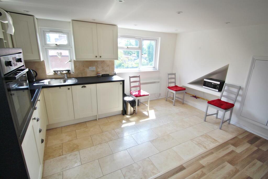 kitchen3.JPG