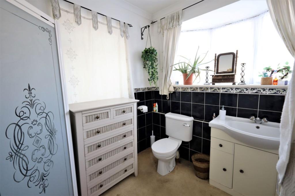 Bedroom two En Suite