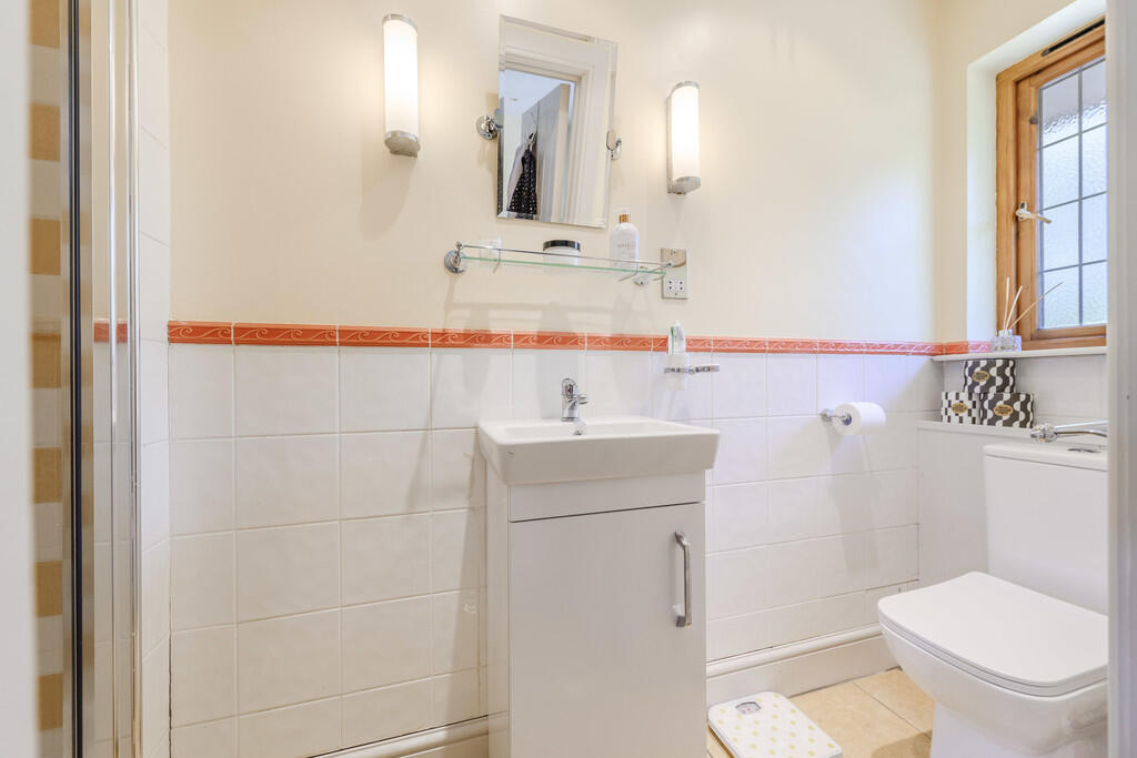 B2 En Suite