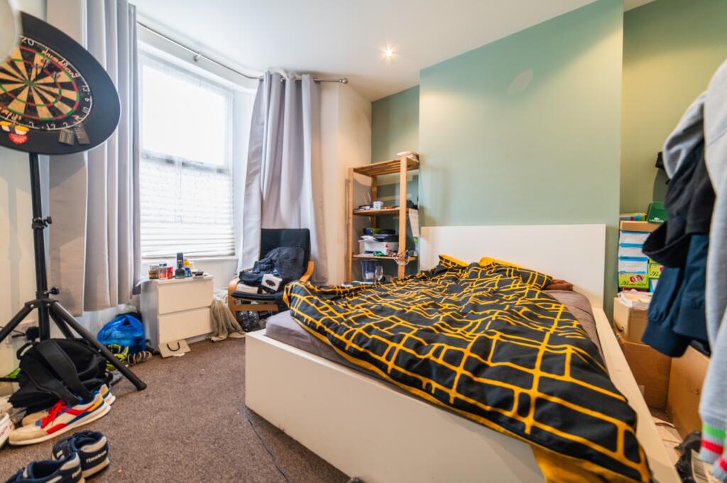 Call 02920 454555 to secure your viewing_9