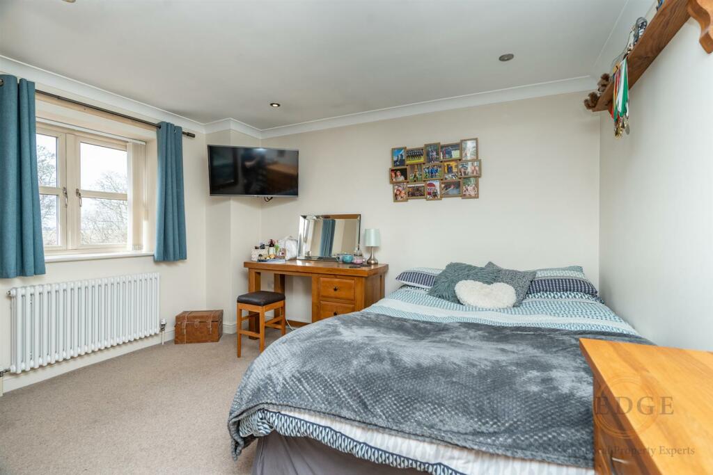 welland farm house -10.jpg