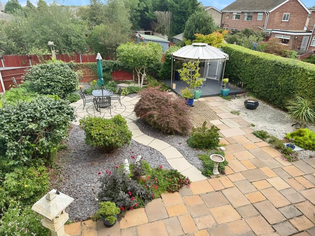 5c13d074-WhatsApp...