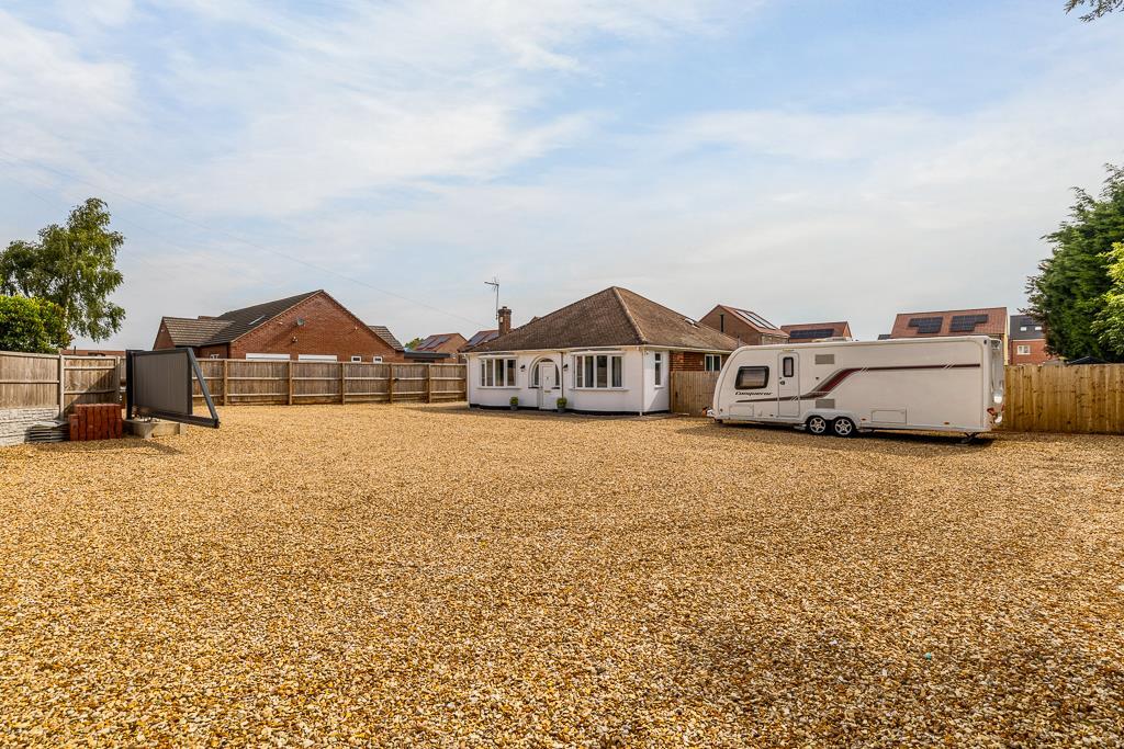 42a Spalding Common (Spalding)-14.jpg