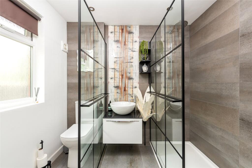 En Suite Two