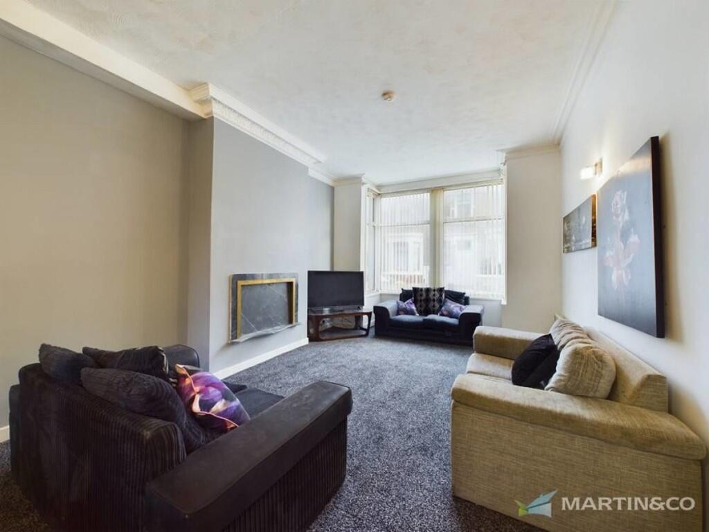 lounge livingston...