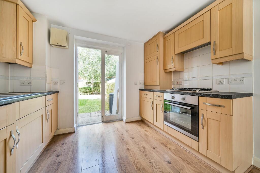 Kitchen Area (5)