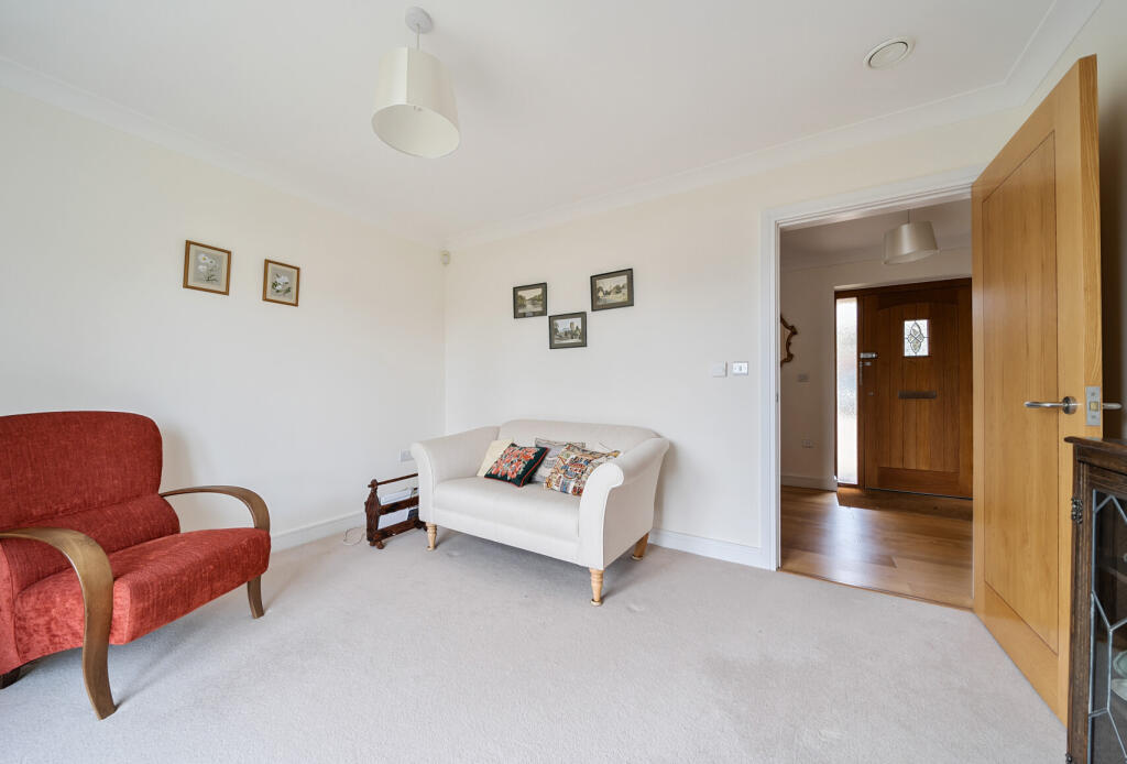 Sitting/Bedroom