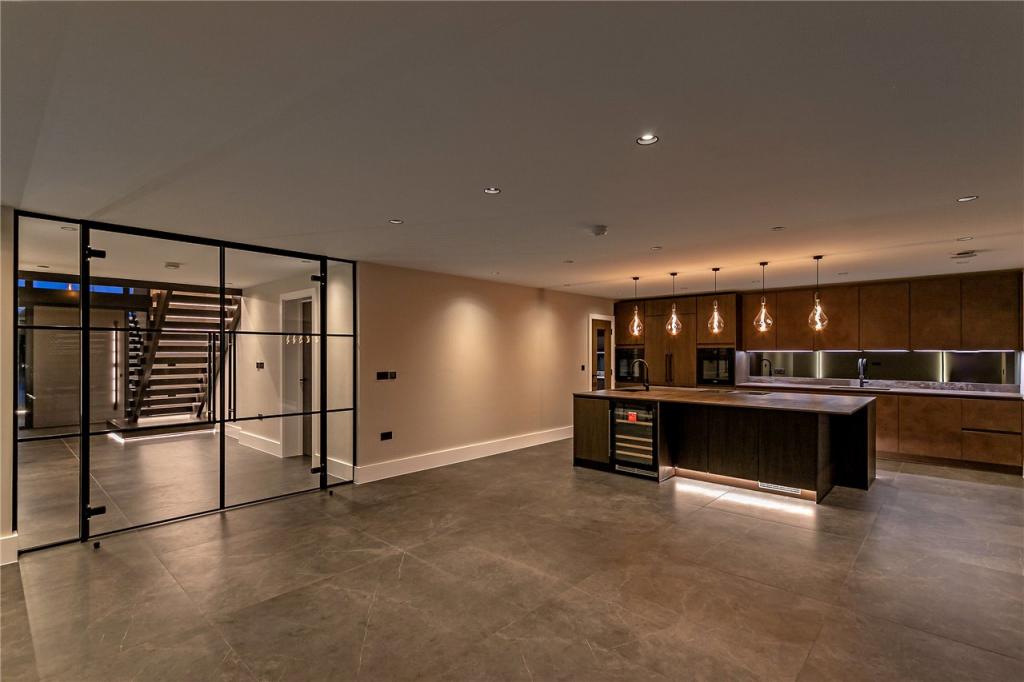 Kitchen/Diner/Family