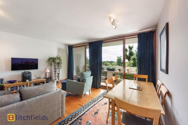 Reception/Dining Area