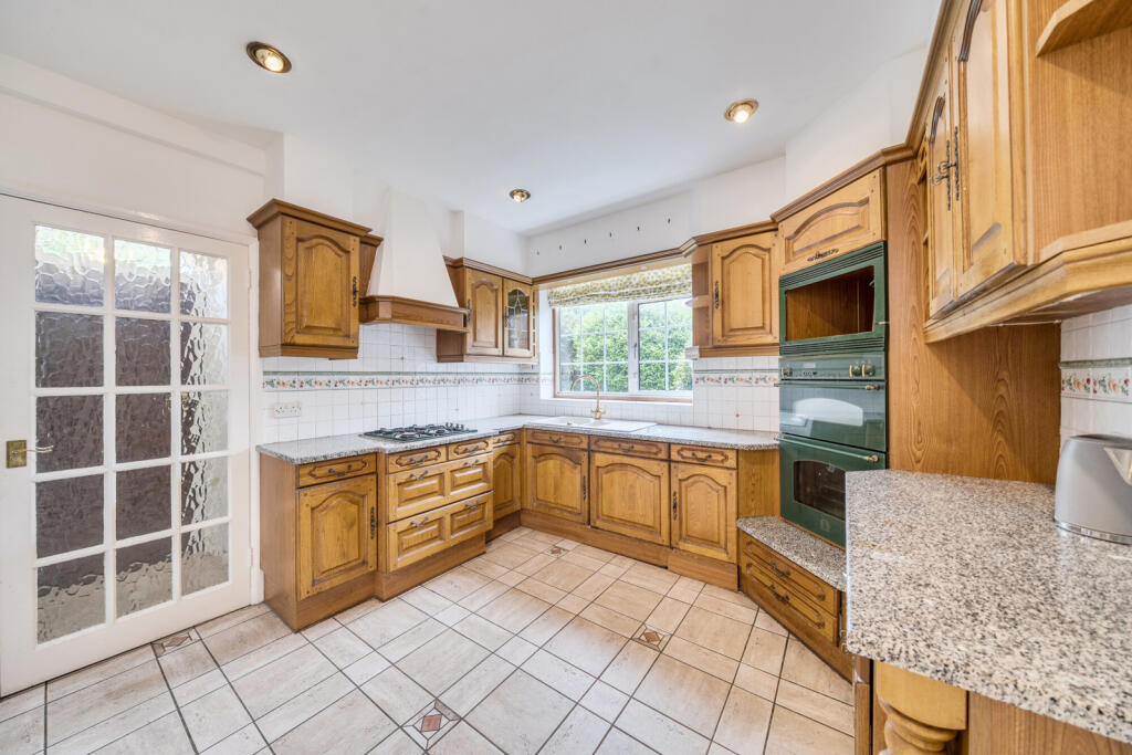 1355153-8-68caa0a...