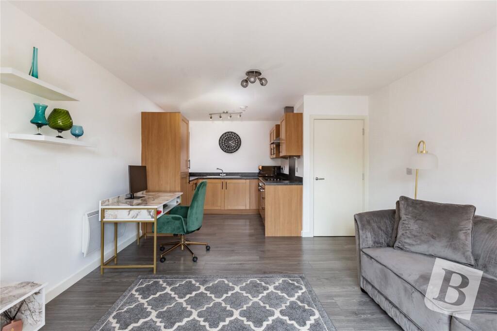 Lounge/Kitchen