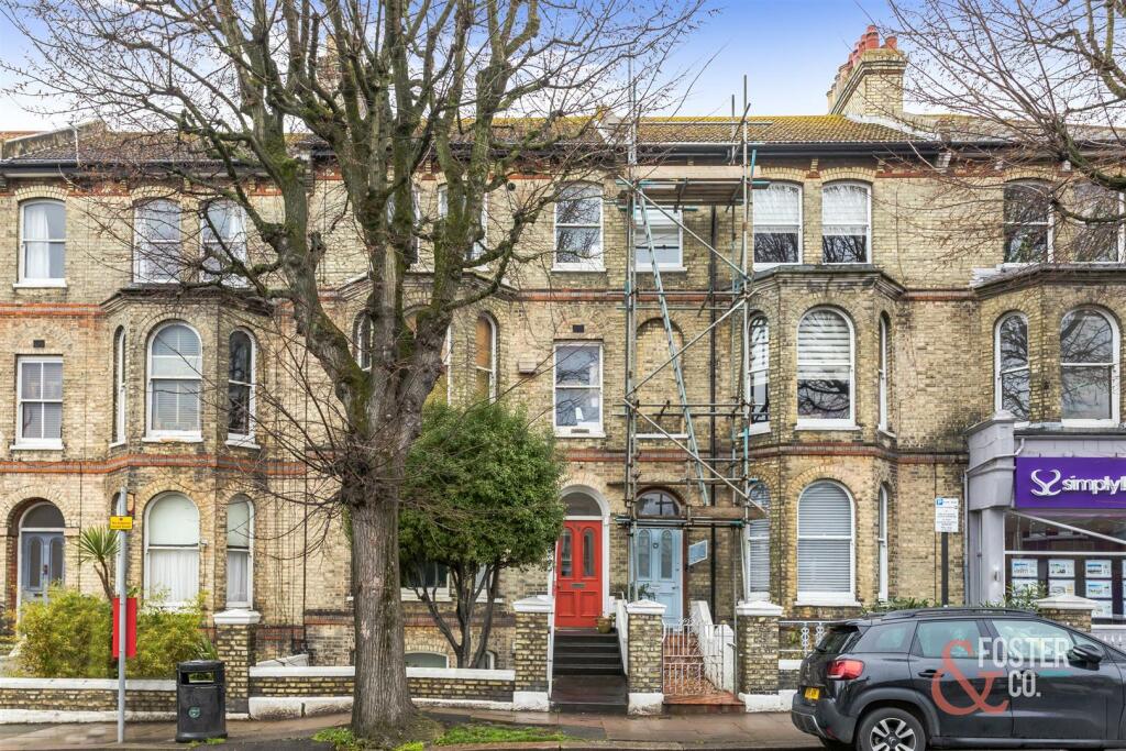 Goldstone Villas 46 Flat 3-17.JPG