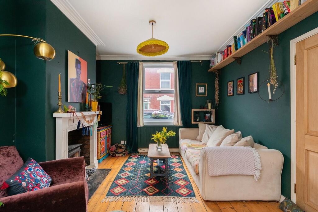 3B9SRD - Living Room D.jpg