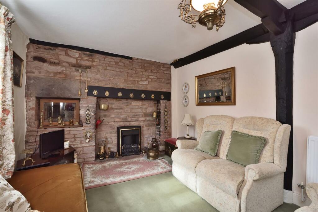 Corner End Cottage Wellington - (42).jpg