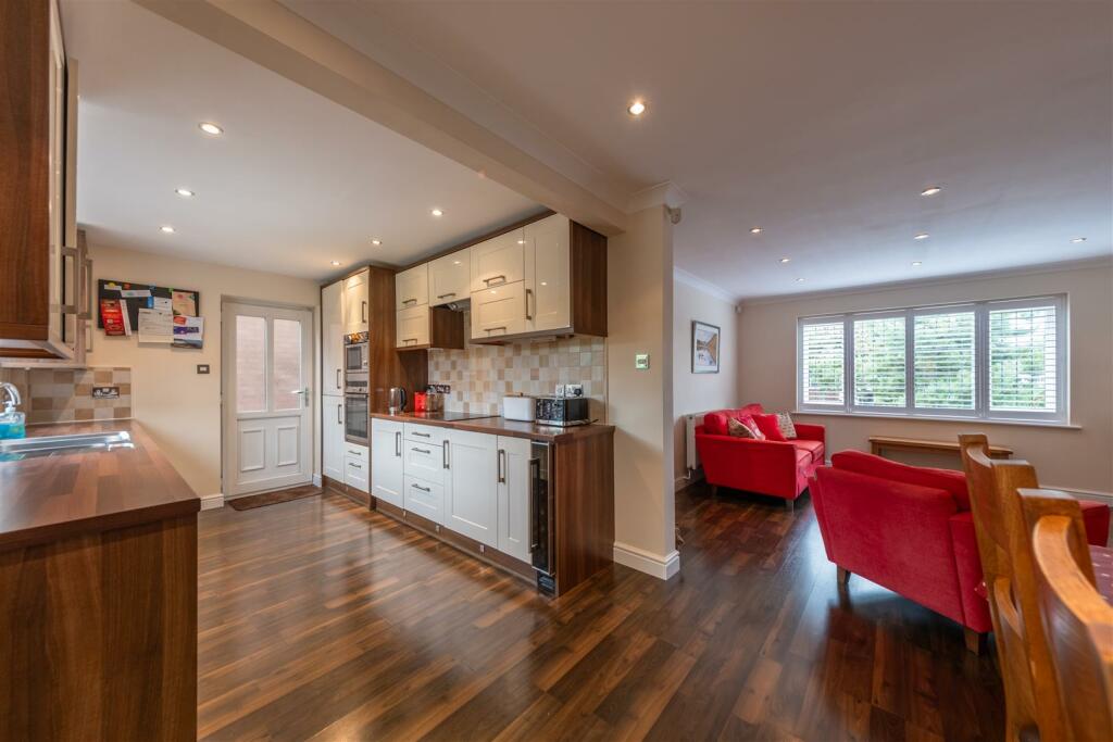 32 Bowmere Road-007.jpg