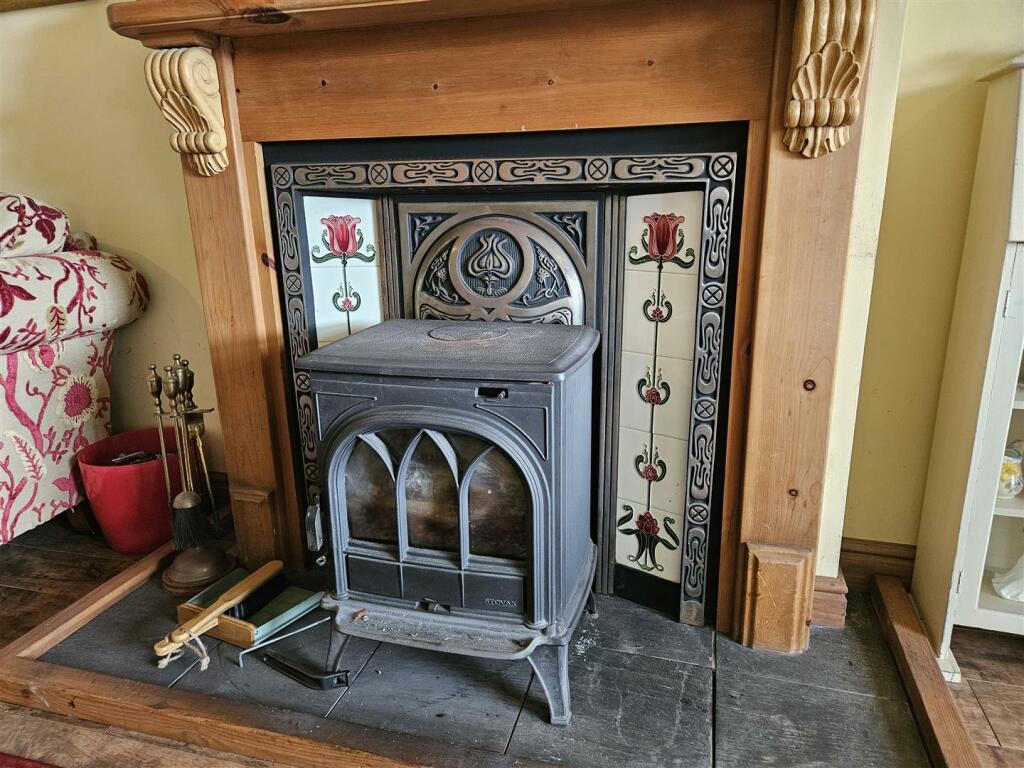 Log Burner.jpg