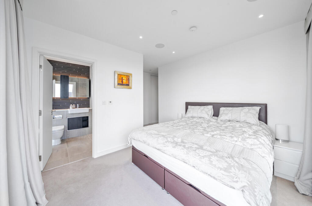 1330397-12-688758...