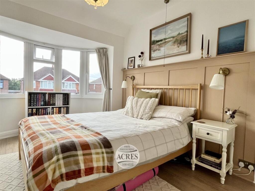 image00025 (Large).jpg