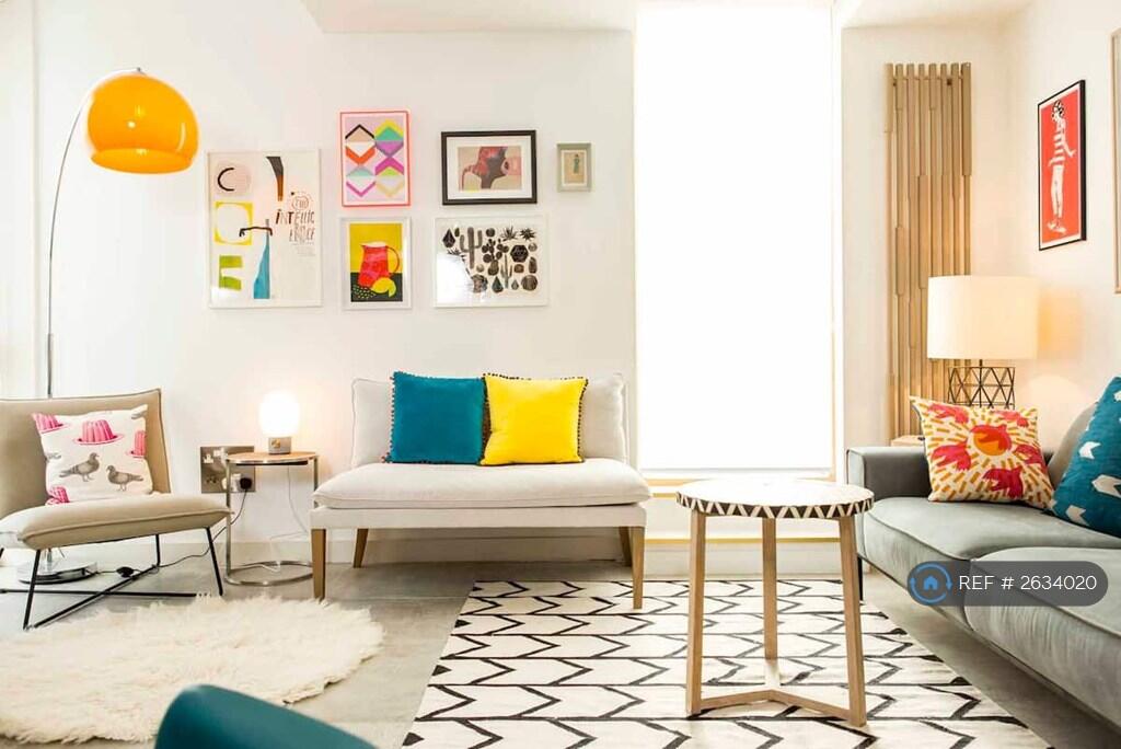 Living Space / Diner / Kitchen
