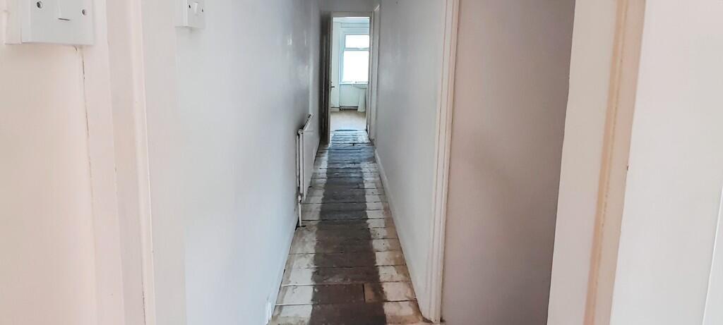 41d56d5f-WhatsApp...