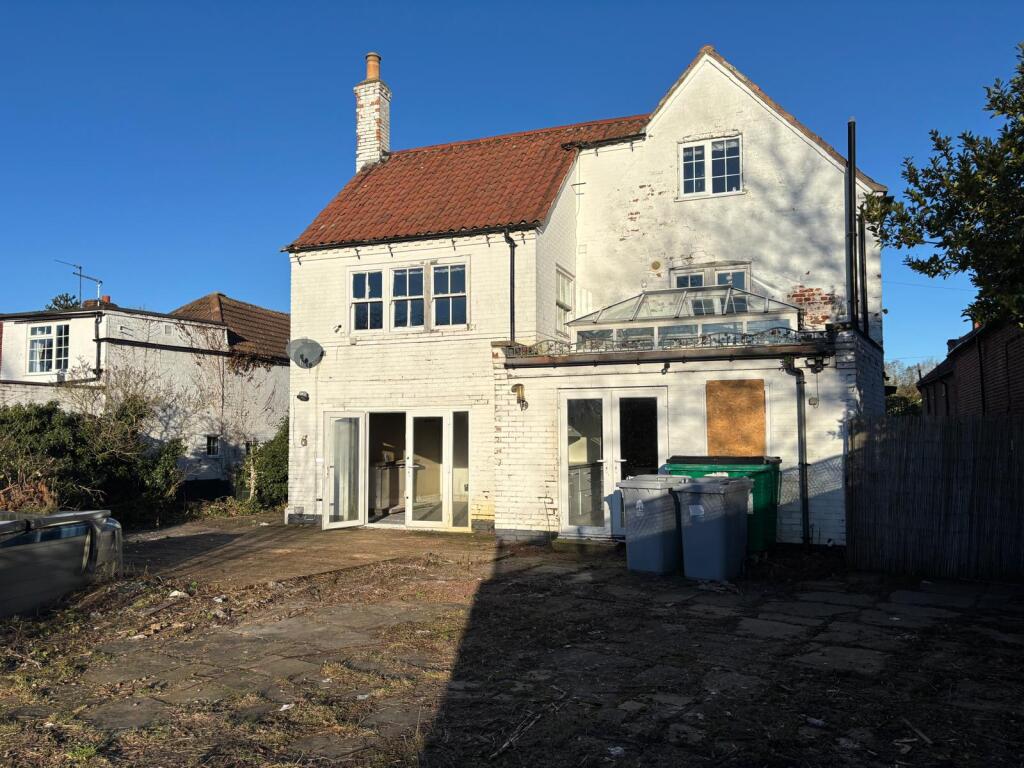 WhatsApp Image 2026-01-05 At 11.14.56  1  T202601051235.jpeg