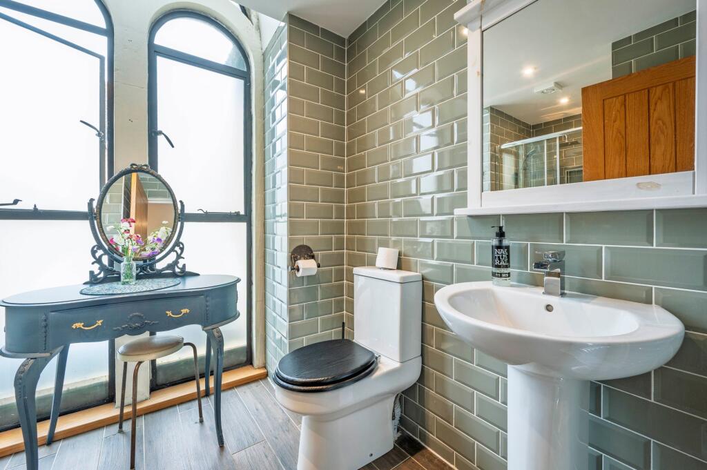 En-suite Shower Room