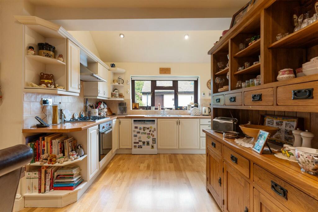 256 Mill Lane, Dorridge, B93 8NU_8.jpg