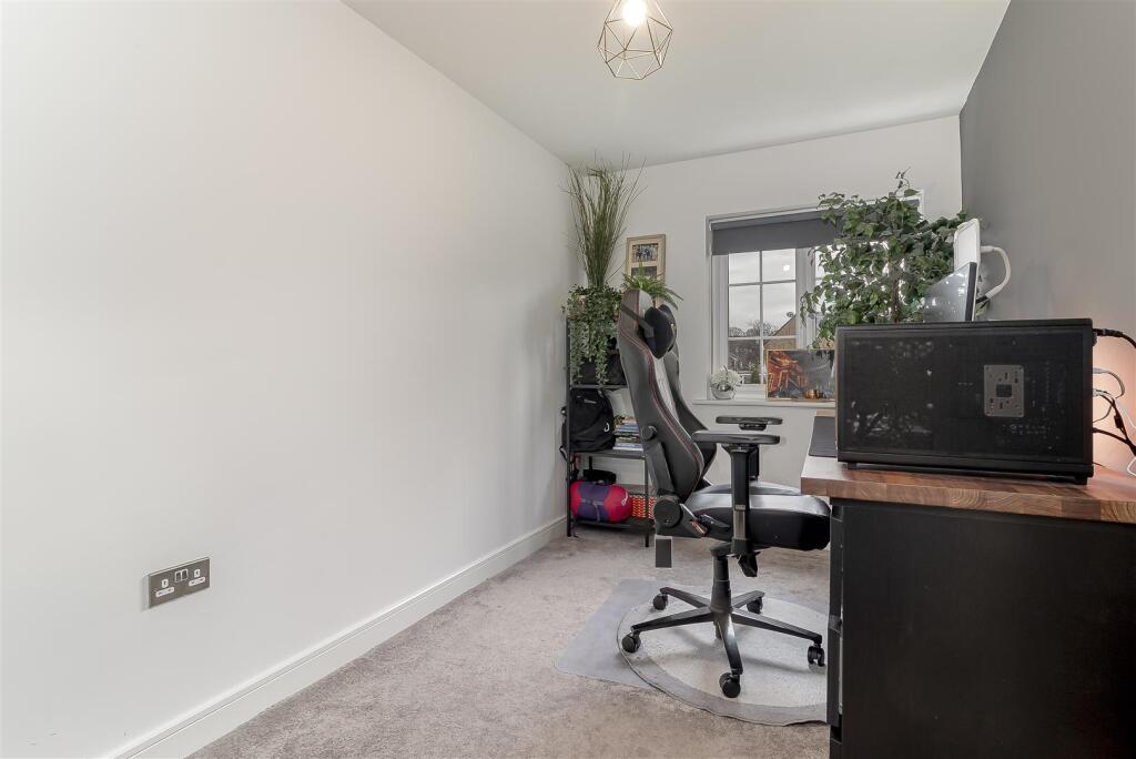 Rowan Crescent, Leeds