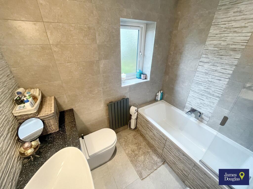 Bathroom1