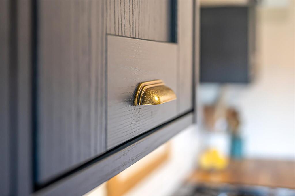 untitled (10 of 2).JPG