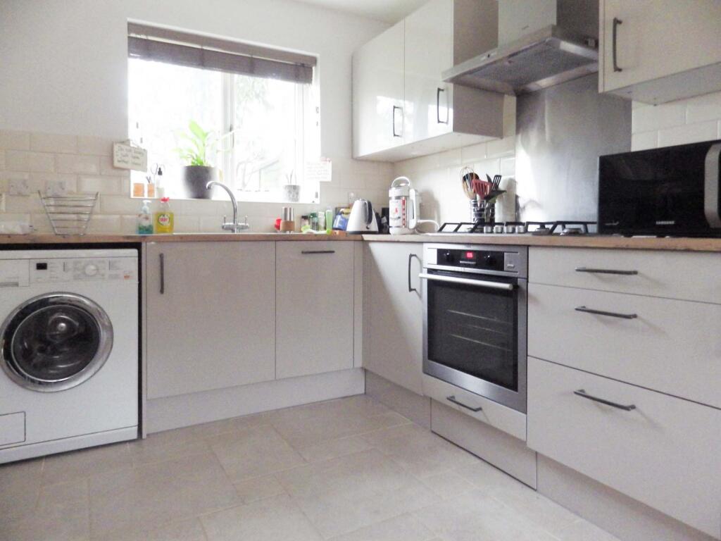 Torun Way, Swindon, Wiltshire