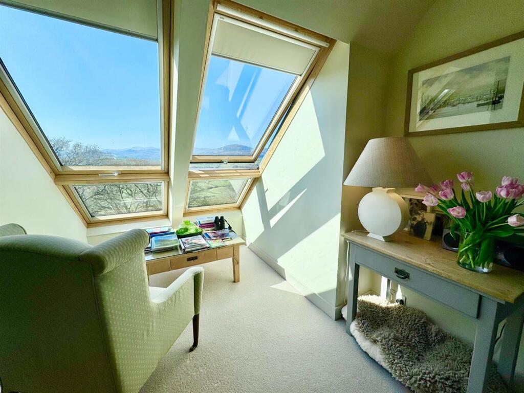 PHOTO-2025-04-22-22-42-27 (29).jpg