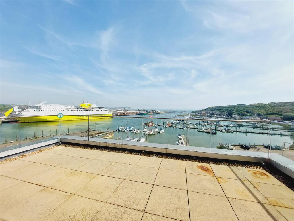 Kitchen Terrace Views